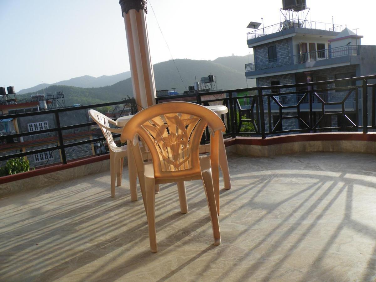 Pokhara Abroad Inn Δωμάτιο φωτογραφία