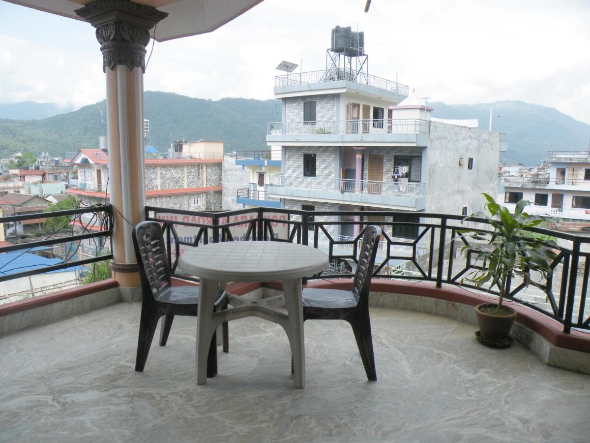 Pokhara Abroad Inn Εξωτερικό φωτογραφία