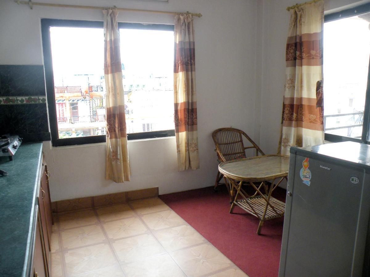 Pokhara Abroad Inn Εξωτερικό φωτογραφία